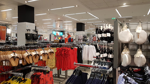 Primark: Oportunidades de Trabalho em Moda e Varejo